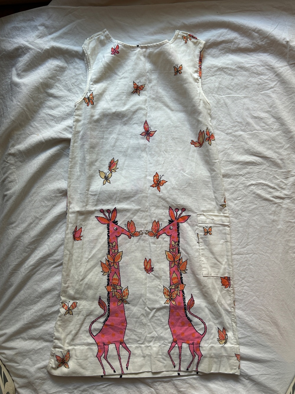 Vintage Cotton House Dress with Cute Pink Giraffes! - Picture 3 of 6